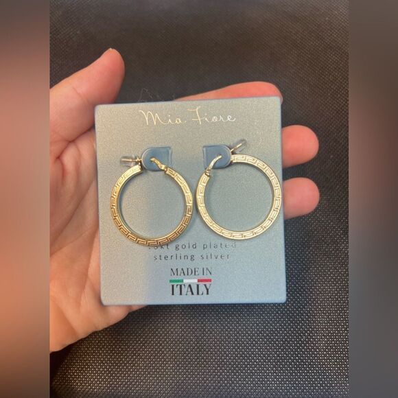 18k Gold Plated Sterling Silver Hoop Earrings - Picture 4 of 7